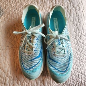 HOKA Womens Mach X2 Size 10 B